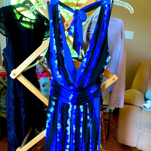 Le Château dress